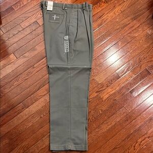 Men's Gray Dockers Pants-NWT